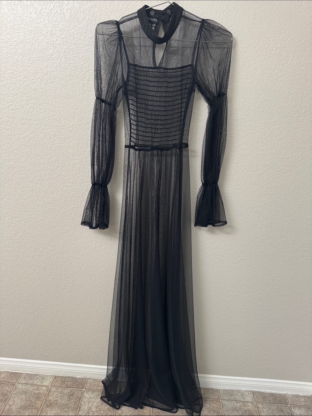Deandri long mesh dress